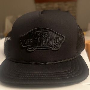 Vans Black 'Off The Wall' Meshback Snapback Hat
